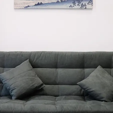 Groove House 卡塔尼亚