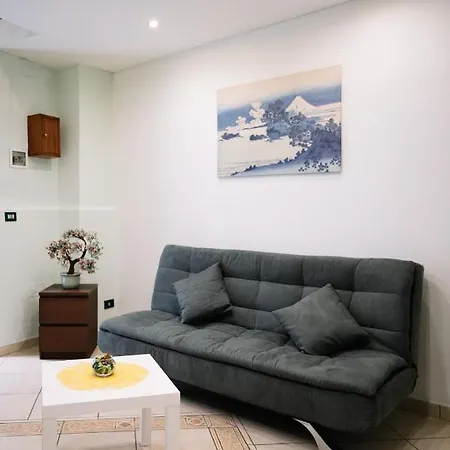 Groove House 卡塔尼亚